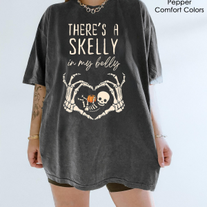 Comfort Colors Halloween Pregnancy Shirt, October Pregnancy Announcement Tee, Spooky Mama T-Shirt, Funny Pregnant Shirt
